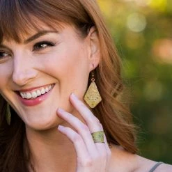 Jewelry Anju Earrings: Copper Patina