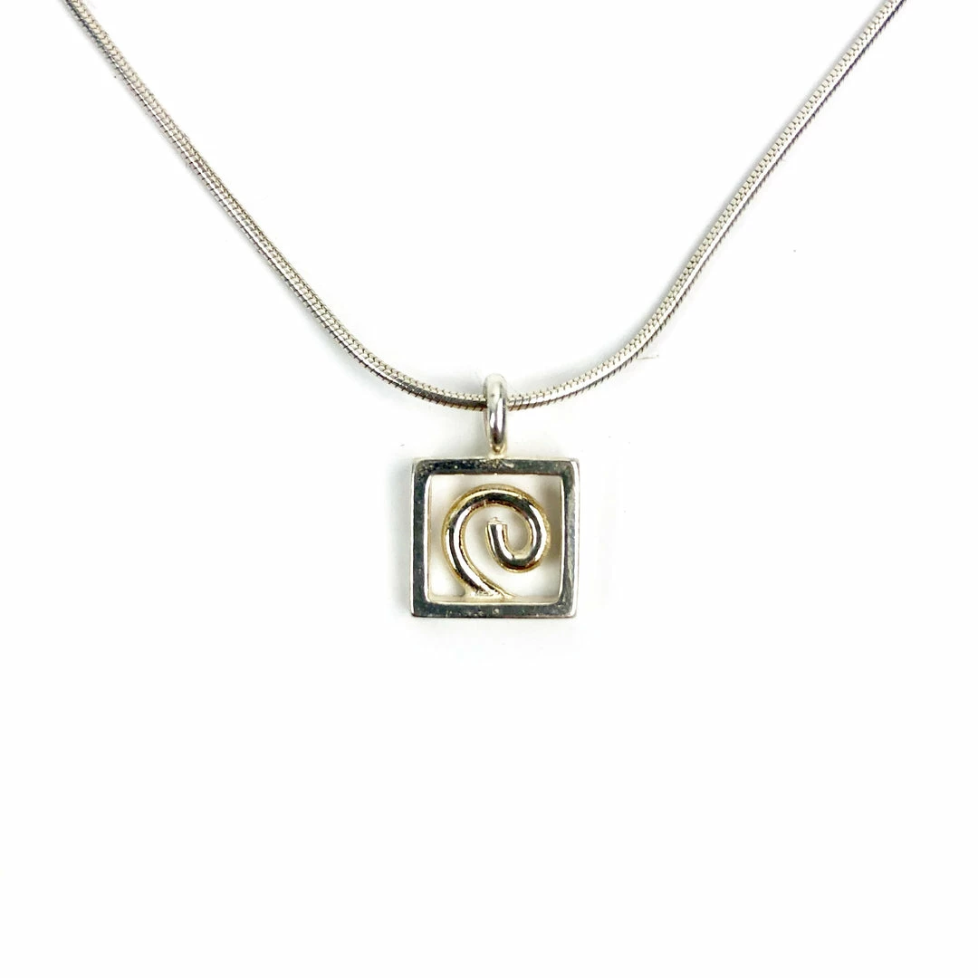 Donna D'Aquino Donna D’Aquino Necklace: Pendant 4 Donna D'Aquino Donna D’Aquino Necklace: Pendant