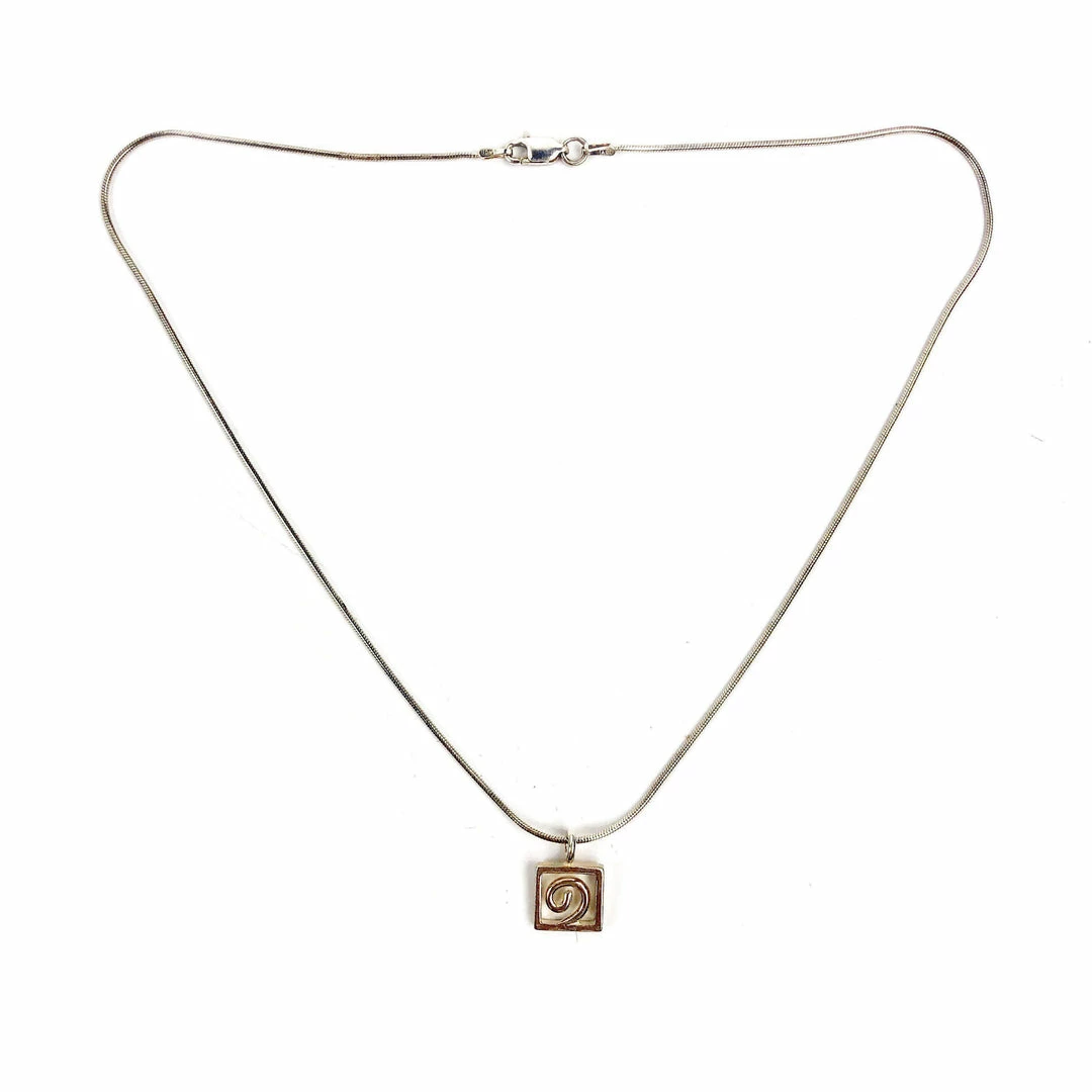 Donna D'Aquino Donna D’Aquino Necklace: Pendant 3 Donna D'Aquino Donna D’Aquino Necklace: Pendant