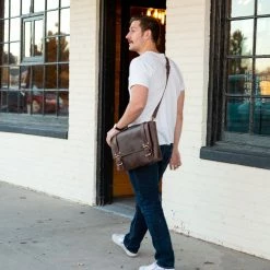 Elevate Bag: Messenger 11 Elevate Bag: Messenger