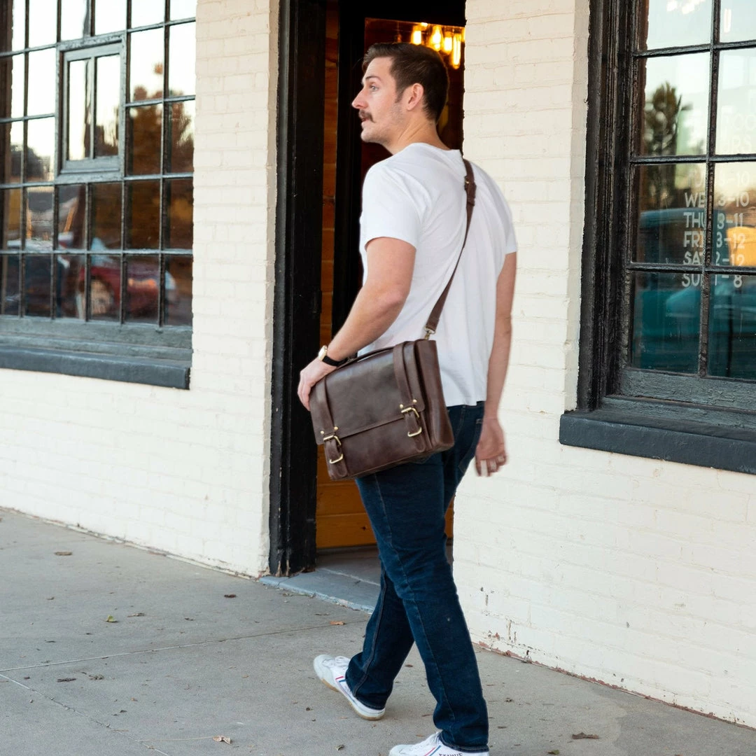 Elevate Bag: Messenger 6 Elevate Bag: Messenger