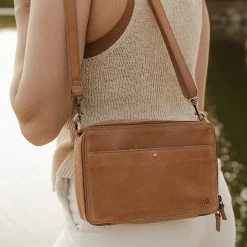 Elevate Bag: Nomad Crossbody Bags
