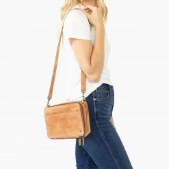 Elevate Bag: Nomad Crossbody Bags