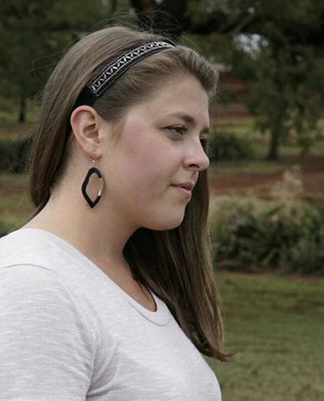 Jewelry Fair Anita Earrings: Freeform Horn 4 Jewelry Fair Anita Earrings: Freeform Horn