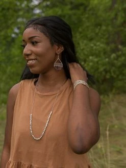 Jewelry Fair Anita Earrings: Wooded Grove