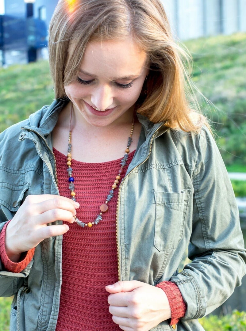 Fair Anita Necklace: Mixed Media 4 Fair Anita Necklace: Mixed Media