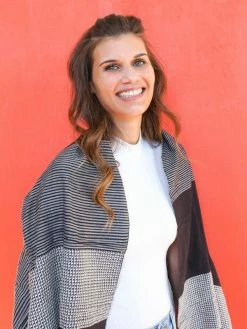 Extras Fair Anita Scarf: Black Patterned