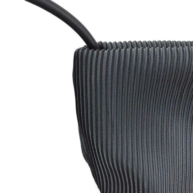 Bags In-Zu Crossbody Bag: Medium Mouse 9 Bags In-Zu Crossbody Bag: Medium Mouse