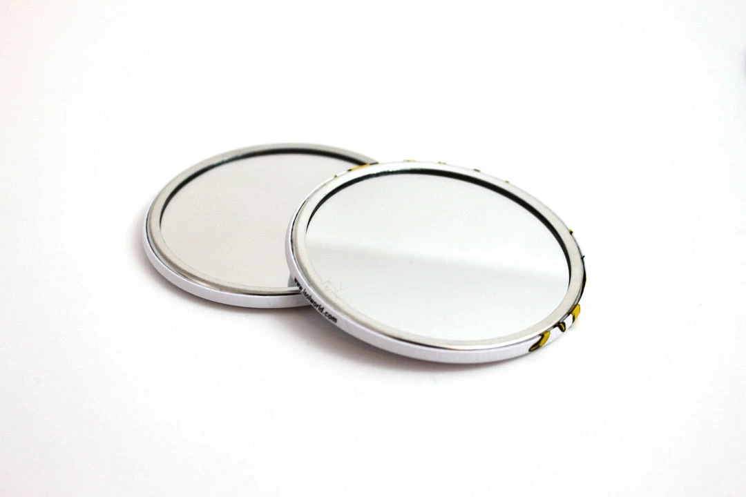 Isol Barcelona Mirror Extras 8 Isol Barcelona Mirror Extras