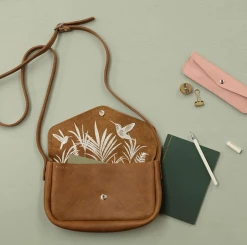 Keecie Bag: Humming Along