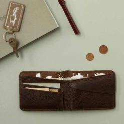 Keecie Wallet: Small Fortune, Distressed Dark Brown 7 Keecie Wallet: Small Fortune, Distressed Dark Brown