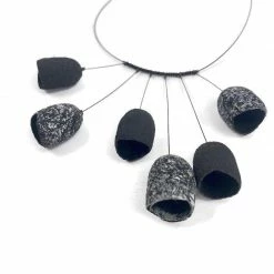 Looksur Necklace: Tulip