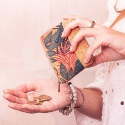 Meninas Bonitas Wallet: Tropic Flora Coin Purse Wallets