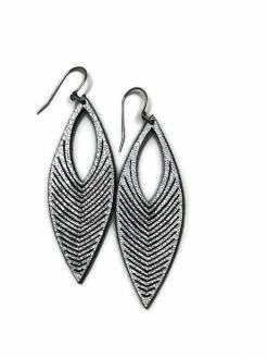 Oropopo Earrings: Chevron Jewelry