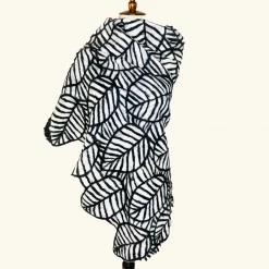 Pomegranate Moon Scarf: Outlined Leaf Wrap 6 Pomegranate Moon Scarf: Outlined Leaf Wrap