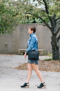 Sapahn Bag: M Leather Crossbody Bags