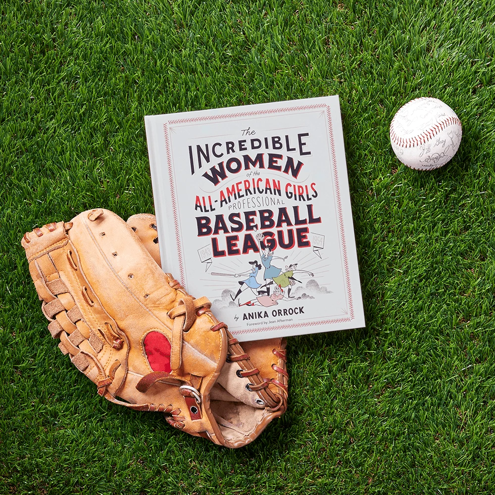 Chronicle Books The Incredible Women Of The All-American Girls Professional Baseball League, Hardback 4 Chronicle Books The Incredible Women Of The All-American Girls Professional Baseball League, Hardback