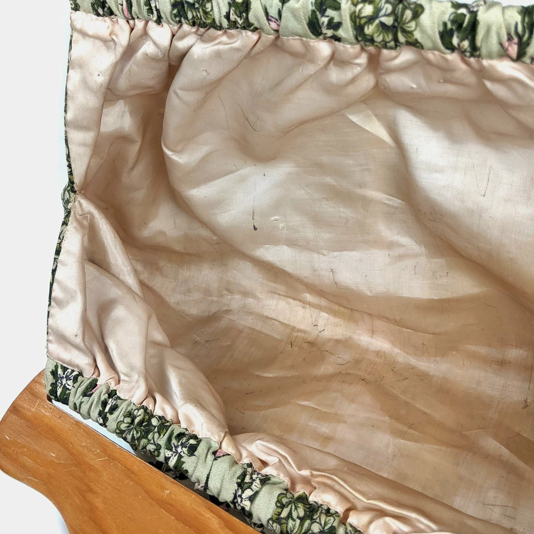 ESSE Purse Museum & Store Vintage 1940s Handmade Floral Tote 9 ESSE Purse Museum & Store Vintage 1940s Handmade Floral Tote