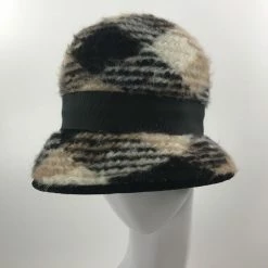 ESSE Purse Museum & Store Vintage 1960s Plaid Wool Hat Collections