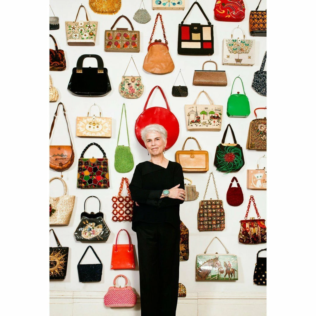 ESSE Purse Museum & Store What's Inside 4 ESSE Purse Museum & Store What's Inside