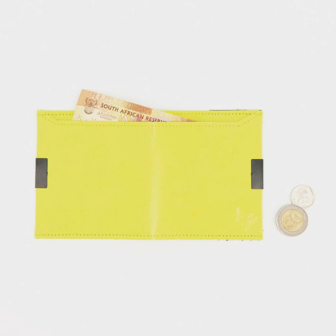 Wren Wallet: Square 9 Wren Wallet: Square